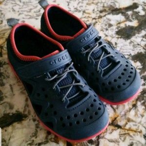 Crocs kid's swiftwater play shoes